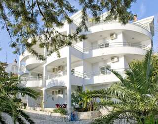 Апартаменты Apartments Villa Kukoljac Херцег-Нови-1