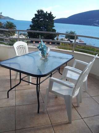 Апартаменты Apartments Villa Kukoljac Херцег-Нови Апартаменты на 2-4 человека с видом на море-2