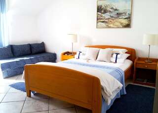 Апартаменты Apartments Villa Kukoljac Херцег-Нови Апартаменты на 2-4 человека с видом на море-3